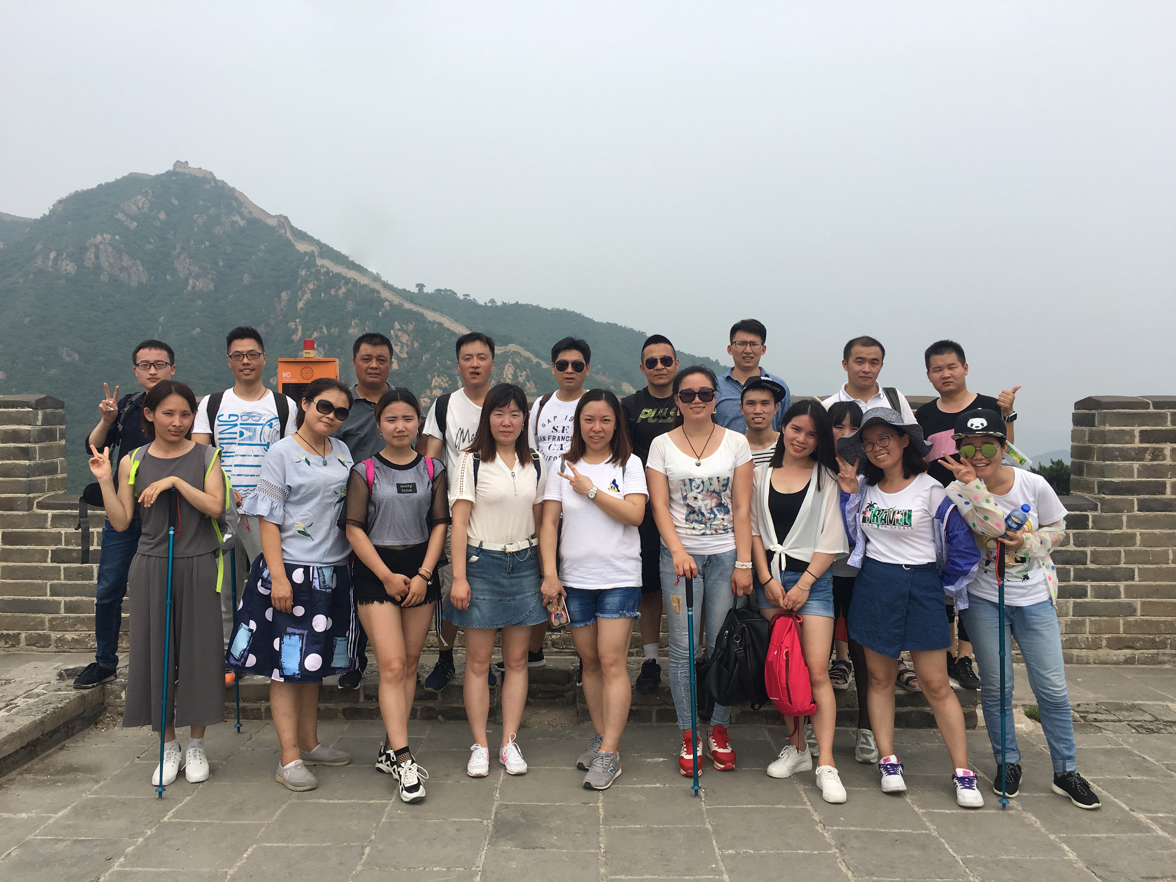 同学情谊就像“万里长城永不倒!”